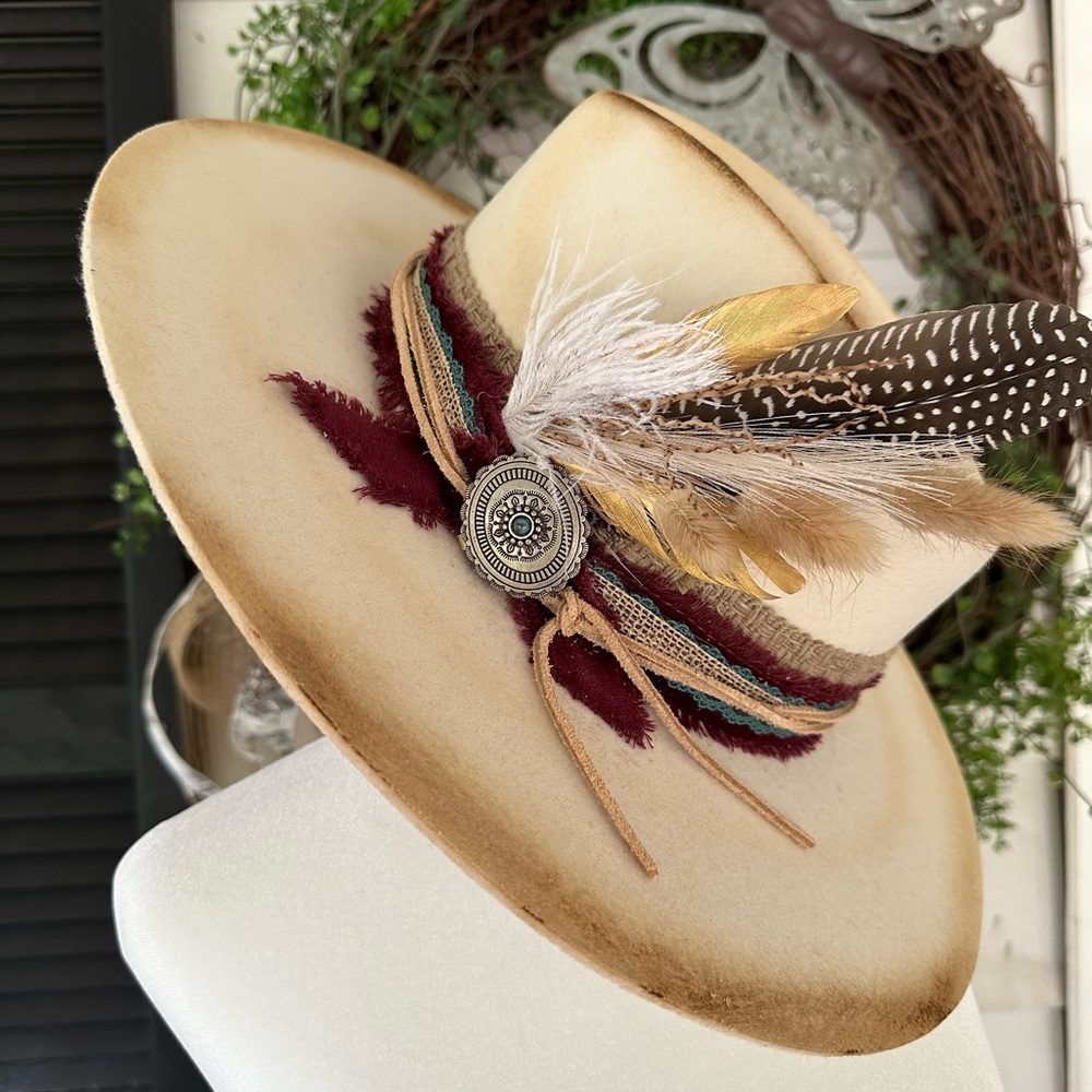 Custom Charlie 1 Horse Wide-Brimmed Hat